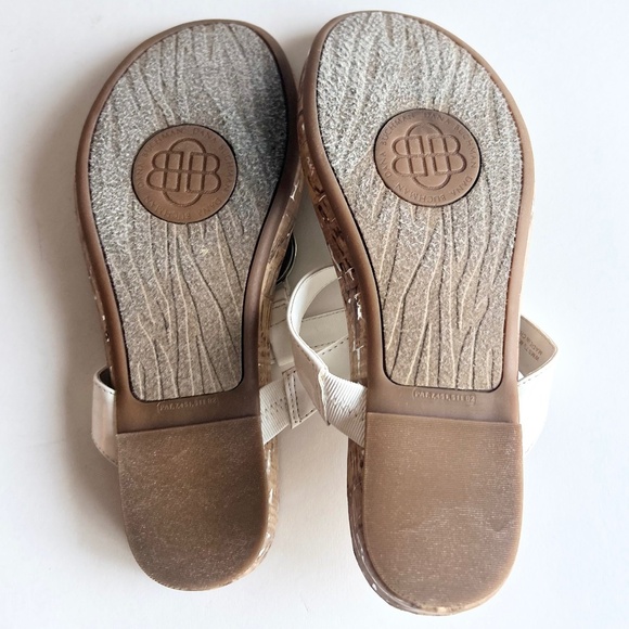 Dana Buchman White Leather Cork Rubber Outsole Flip Flops size 7.5 - Picture 9 of 14